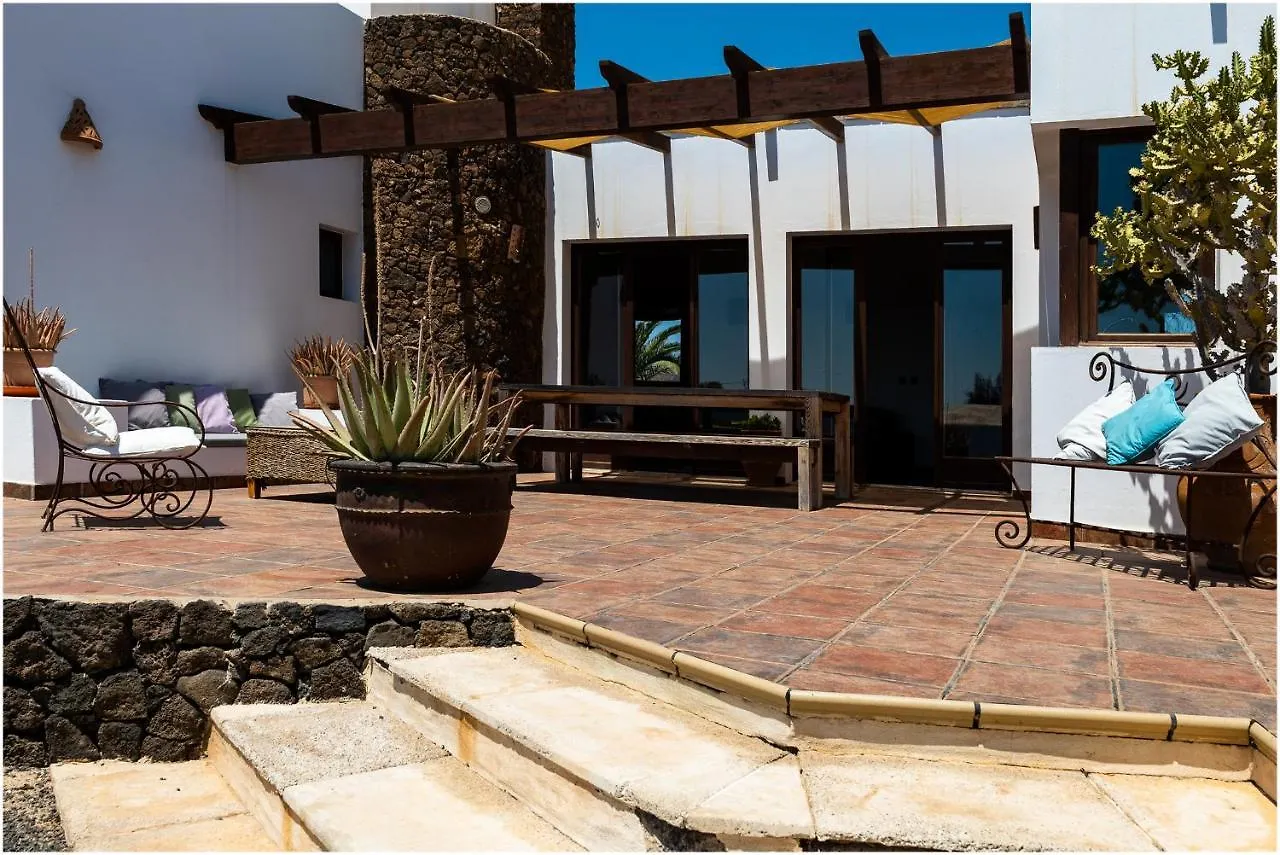 Villa-Mayo - Peaceful Paradise: Lajares Dream Vacation Spanyolország