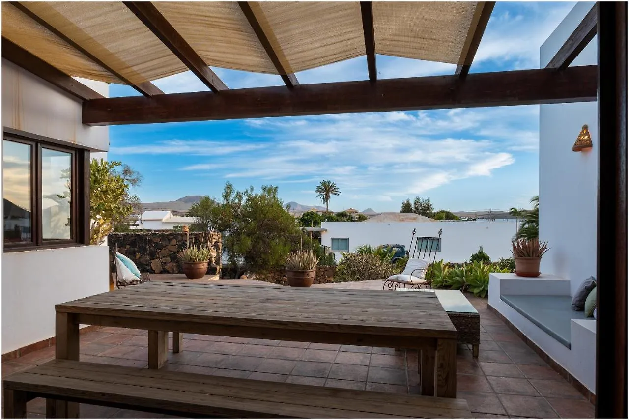 Villa Villa-Mayo - Peaceful Paradise: Lajares Dream Vacation Spanyolország